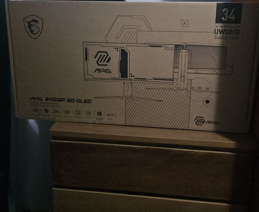 MSI MAG 274QP QD-OLED X24 novo
