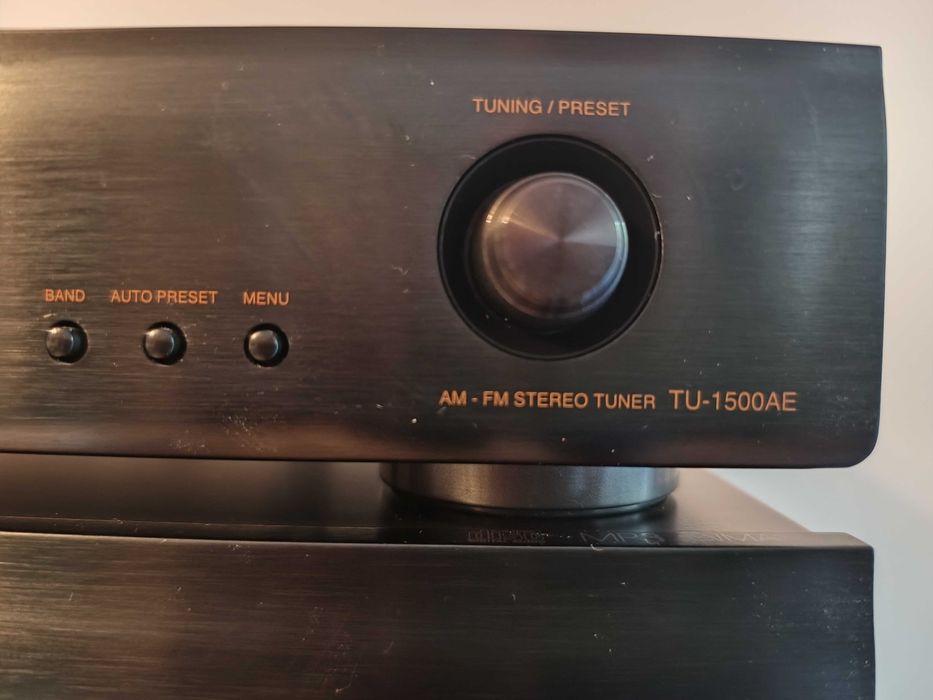 Wieża stereo wzmacniacz Denon PMA-915R, odtwarzacz DCD-520AE, tuner TU-1500AE