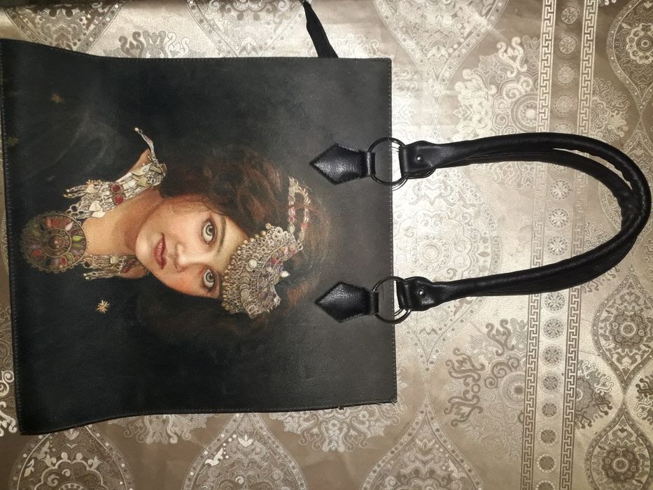 Оригинальная сумка с портретом