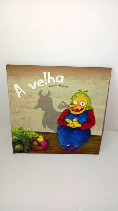 A Velha - Daniela Gonçalves