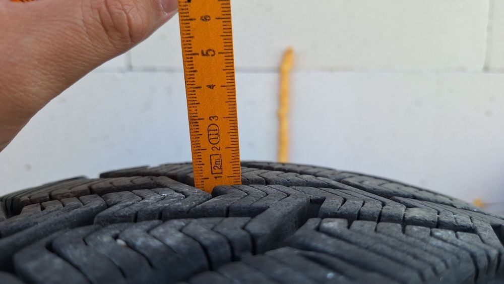 Felgi BMW F10/F11 18" 5x120 + opony zimowe 245/45/18
