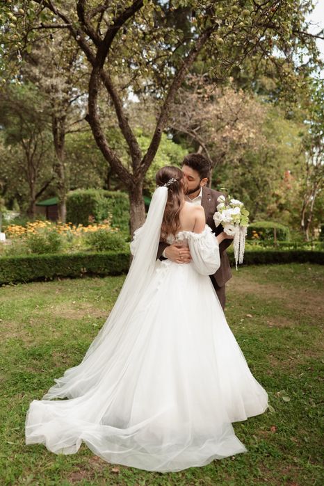 Весільна сукня з салону wow sofi