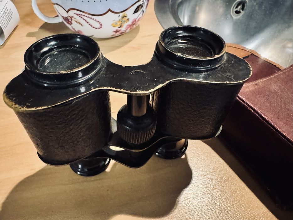 Бинокль старинный