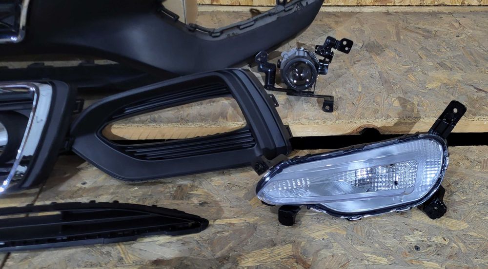 Accent 2017-2021 Решетка бампер комплект