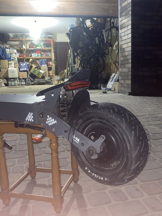 Kukirin g4 2024 4 ревізія білий