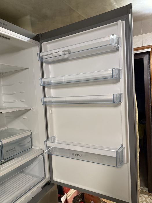 Холодильник BOSCH KGN49XL306