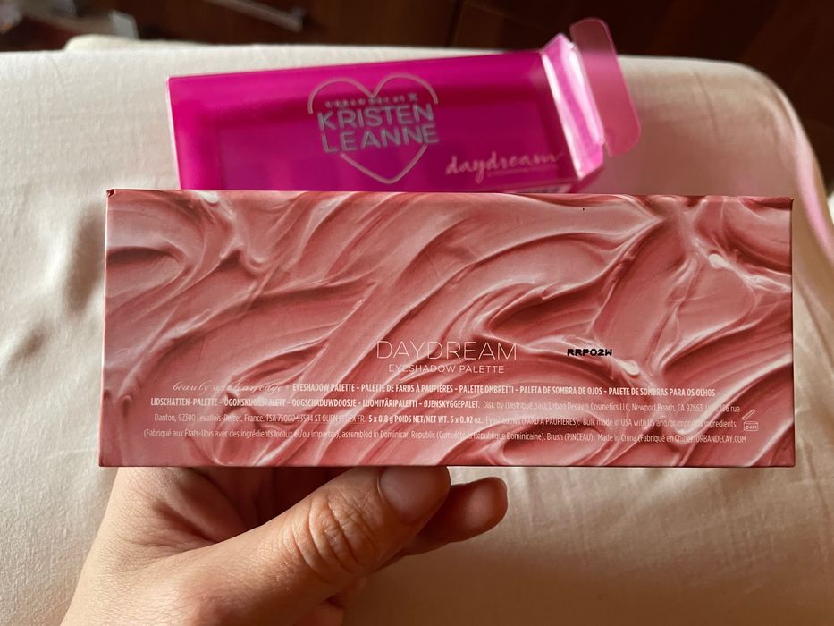 Urban Decay Kristen Leanne cienie