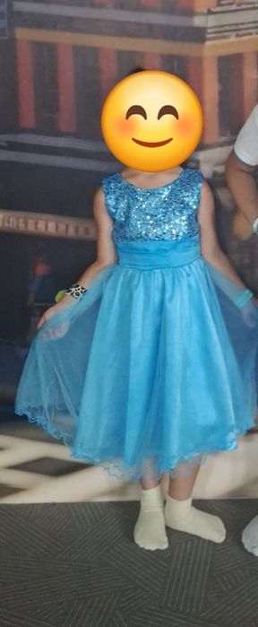 Святкові сукні для дівчинки- голубе, рожеве