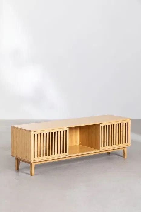 Móvel de TV em estilo natural, feito em bambu.