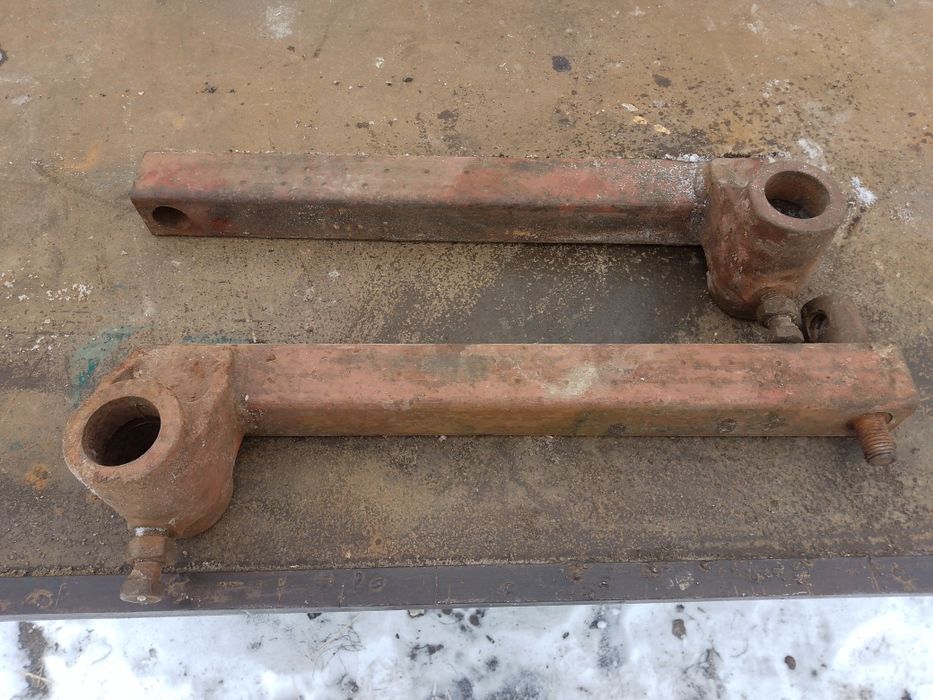 Продам Стойки опорних коліс КПШ