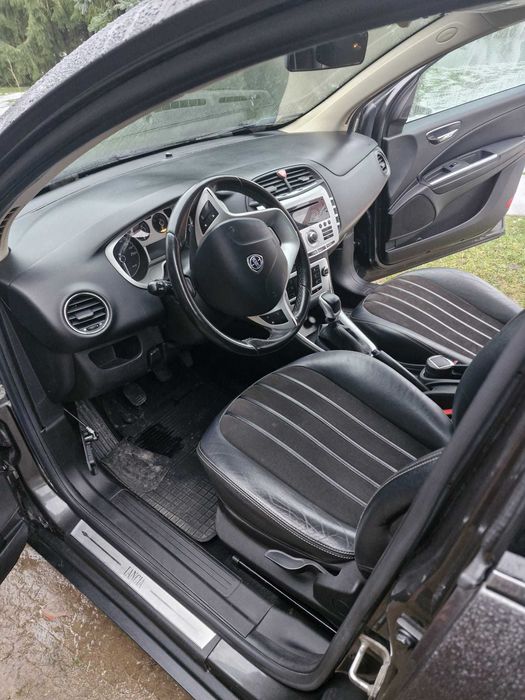 Lancia Delta 1,9 JTD 2011r