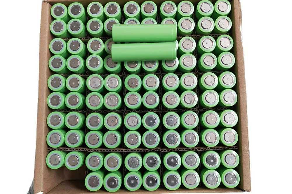 Акумулятор 18650 Panasonic Li-Ion Батарейки