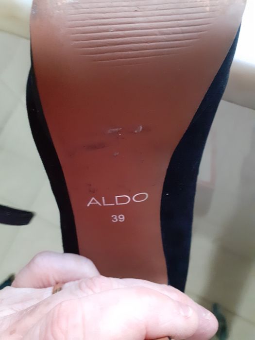 Sapatos Aldo 39.