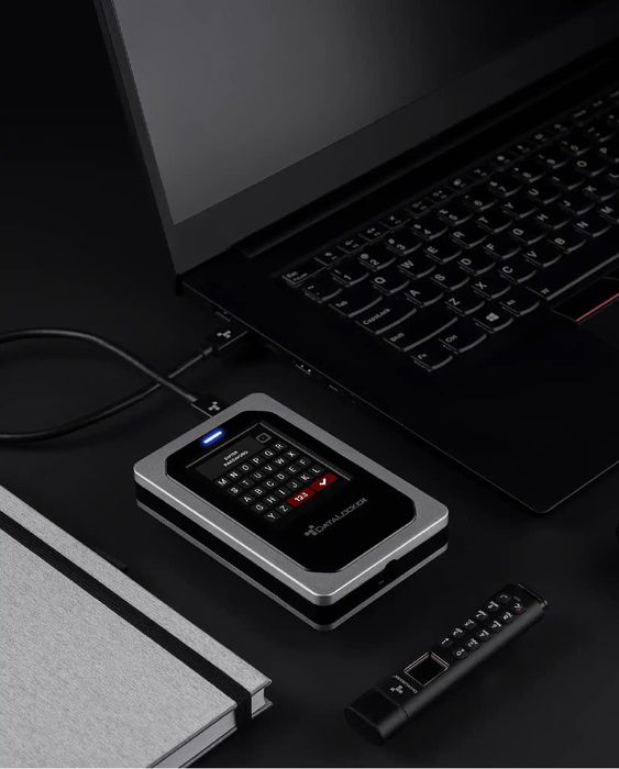 Захищений шифруванням жорсткий диск DataLocker 2Tb