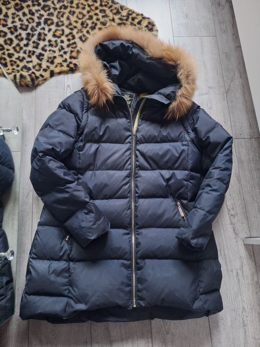 Puchowa kurtka z naturalnym jenotemPerso