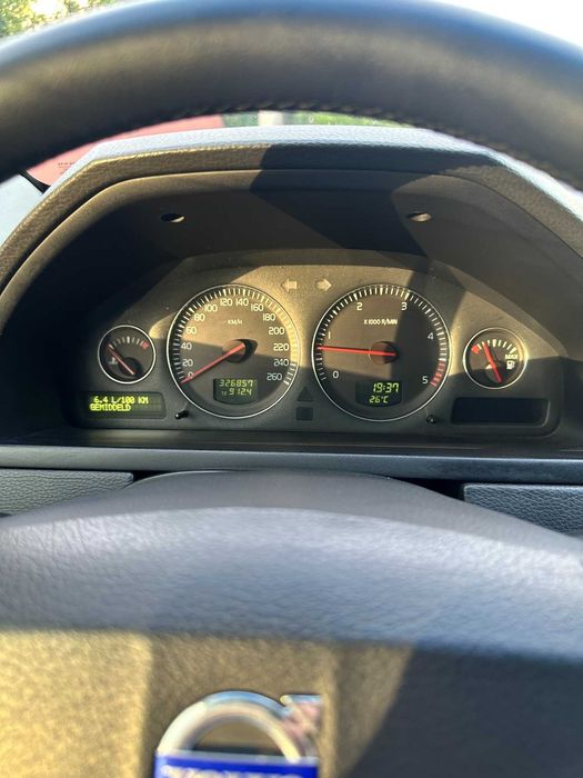 Вольво хс90 2004 рік