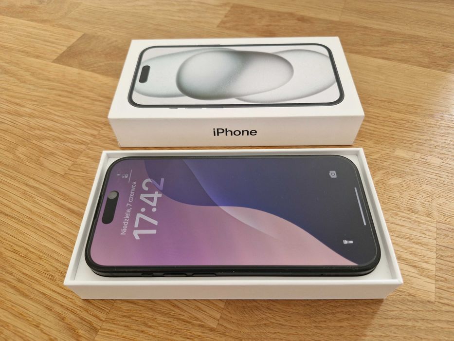 Apple iPhone 15 / 128 GB / Gwarancja