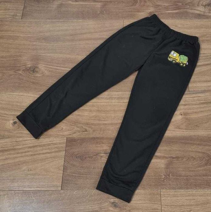 Spodnie dresowe z betoniarką 128 cm