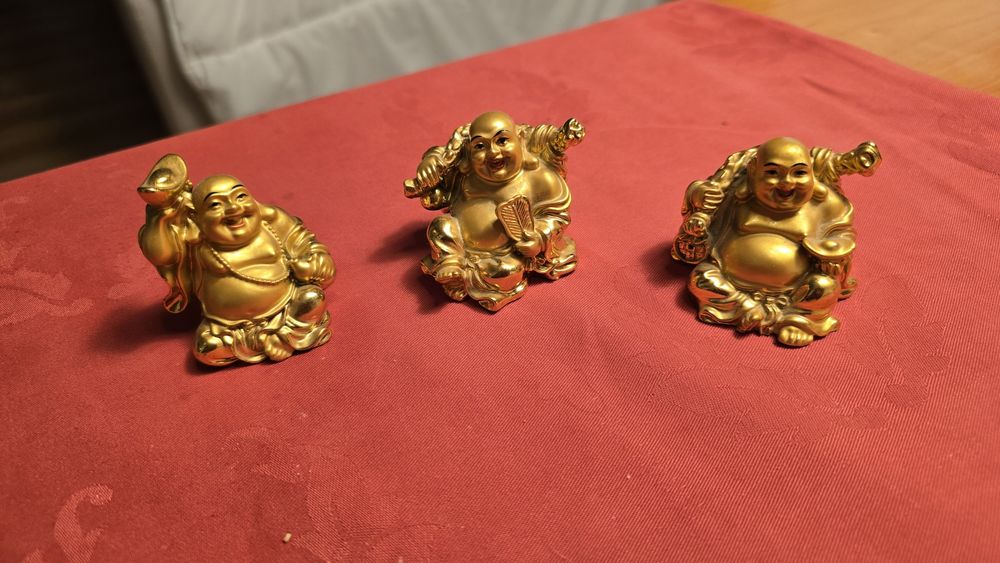 3 Budas "Quifu" em metal dourado, Peças muito especiais
