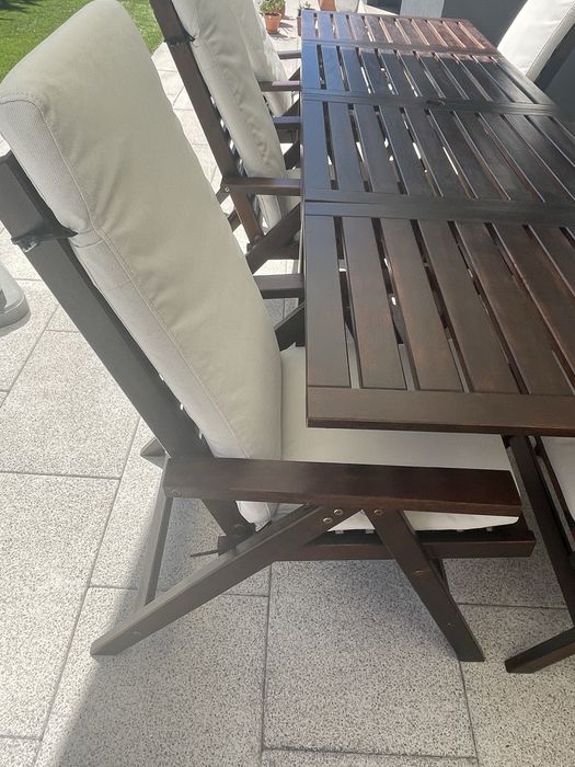 Mesa de Jardim em Madeira + 6 Cadeiras Reclináveis com Almofadas- IKEA