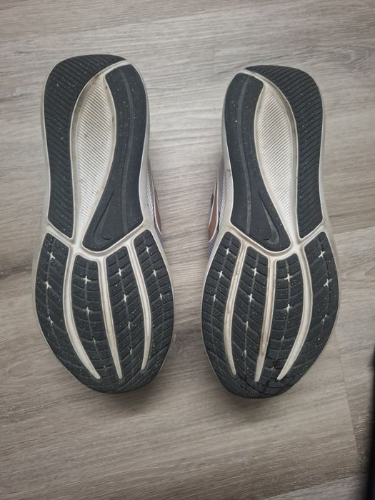 Ténis rapariga nike N*35