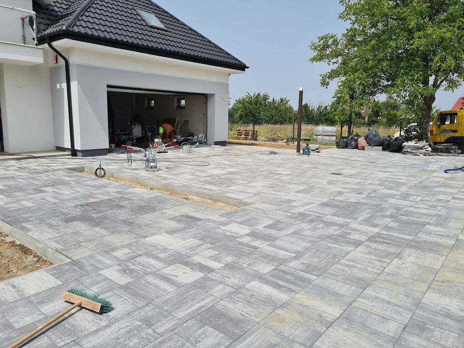 MAT-BUD Układanie kostki brukowej