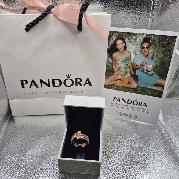 Anel Pandora Rose Sparkling Triple Spiral