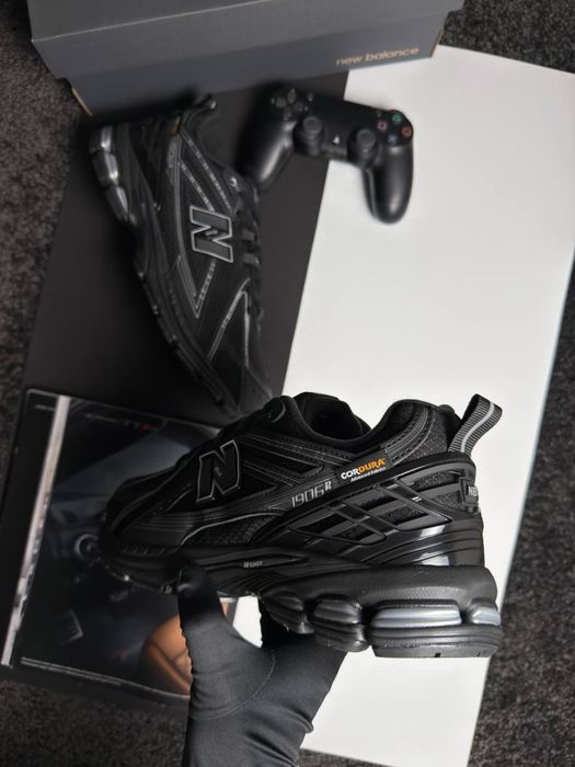 Чоловічі кросівки нью беланс New Balance 1906R GTX Black Silver [41-46]