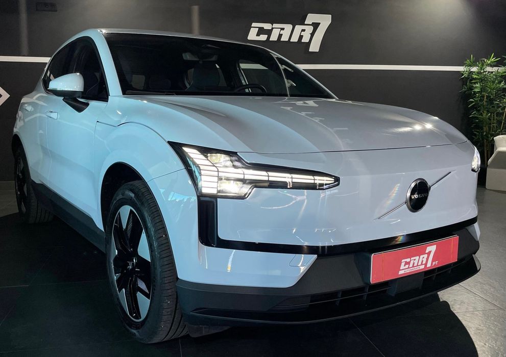 Volvo EX30 69 kWh Single Motor Extended Range Core