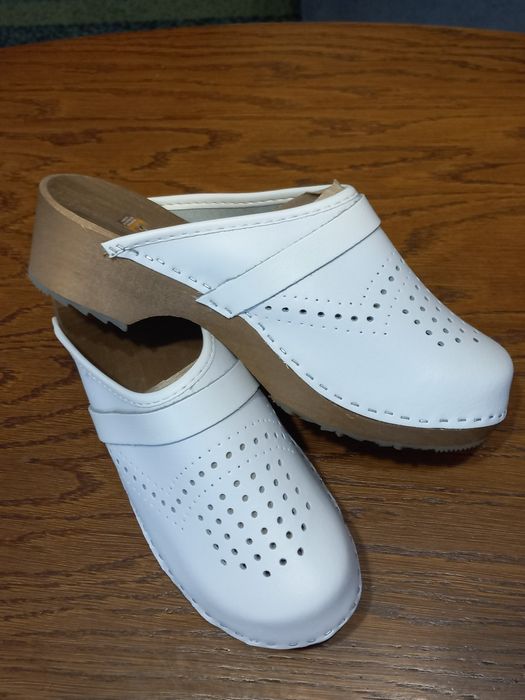 Klasyczne drewniaki, rozmiar 41