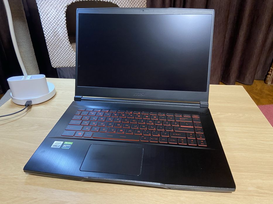 Ноутбук MSI GF63 Thin 10SC