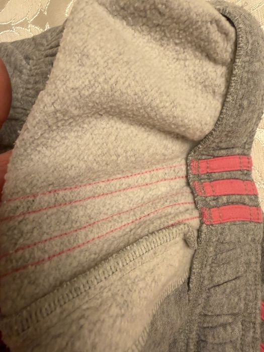 Спортивний костюм Adidas , для дівчинки 146 см