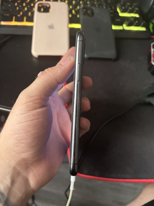 Iphone 11 pro.