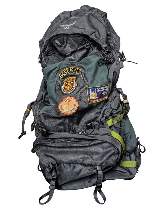 Mochila Osprey Cinza - Aventura e Conforto!