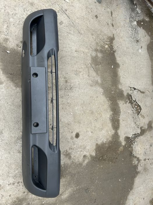 Бампер передній спрінтер cdi новий