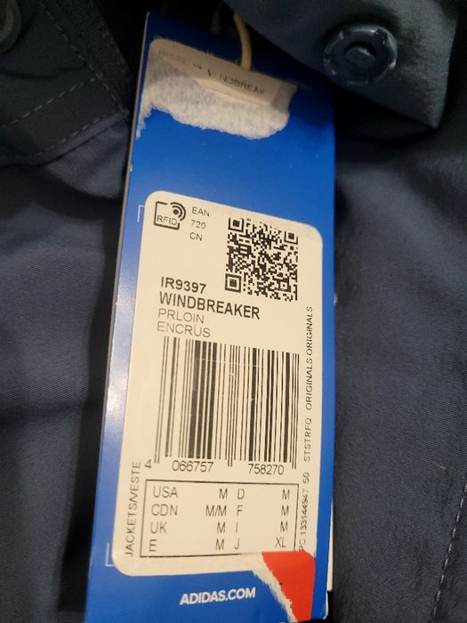 Куртка Adidas WINDRREAKER нова оригінал