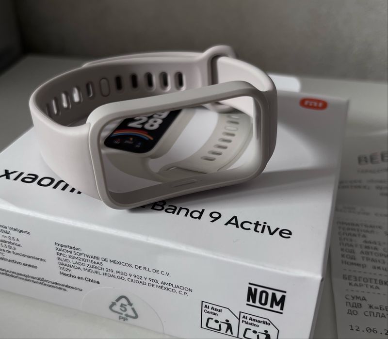 Часы фитнес трекер Xiaomi smart  band 9 active