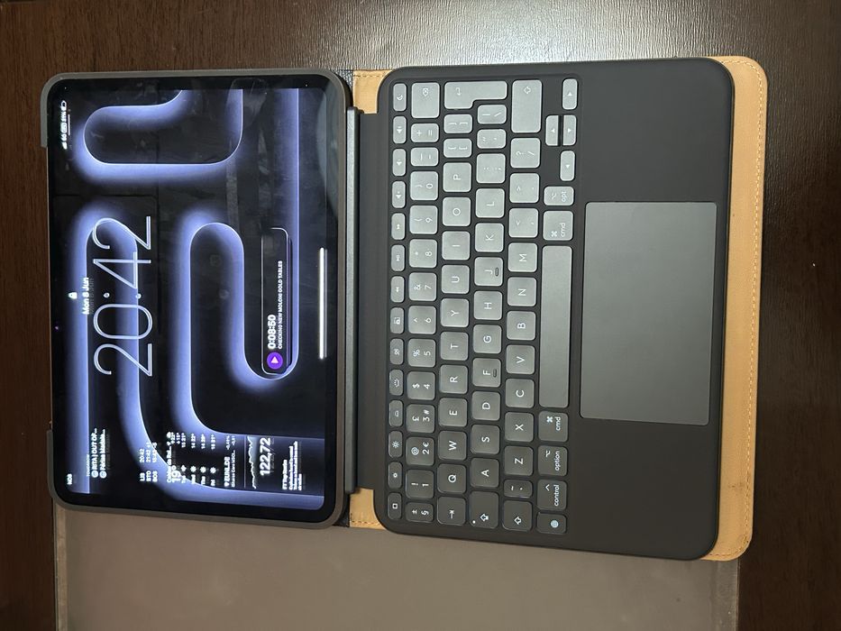 Capa Oduio em Pele Real para iPad — Castanha