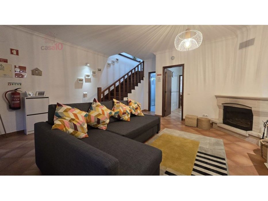 Arrenda-se fabuloso T3+1 no Centro Histórico de Alcochete