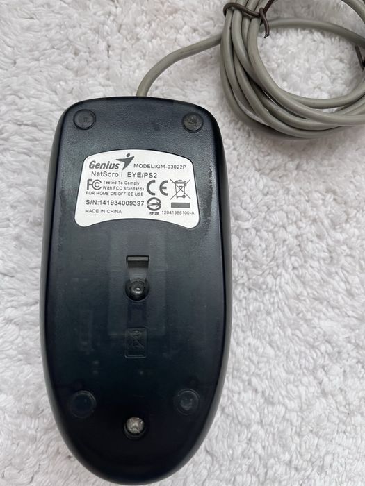 Компʼютерна мишка Genius