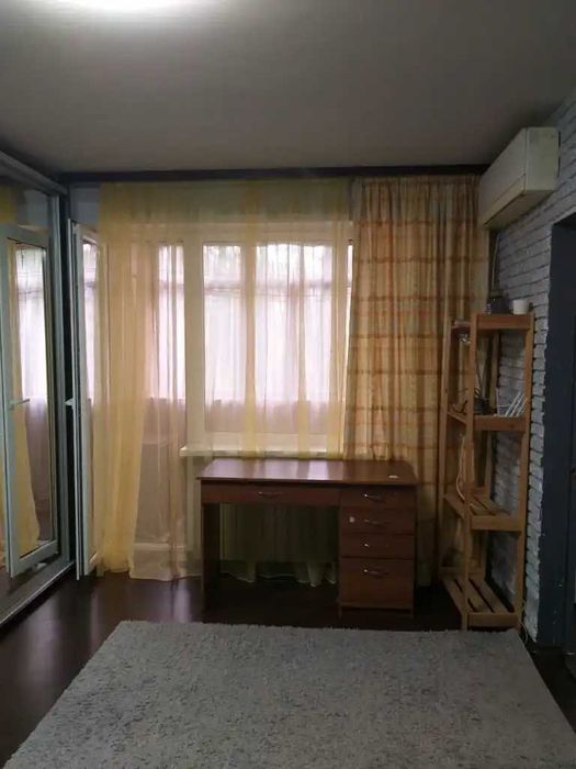 Продам 3к Кр.Камень ул Коробова кап ремонт мебель техника 2й этаж 53м²