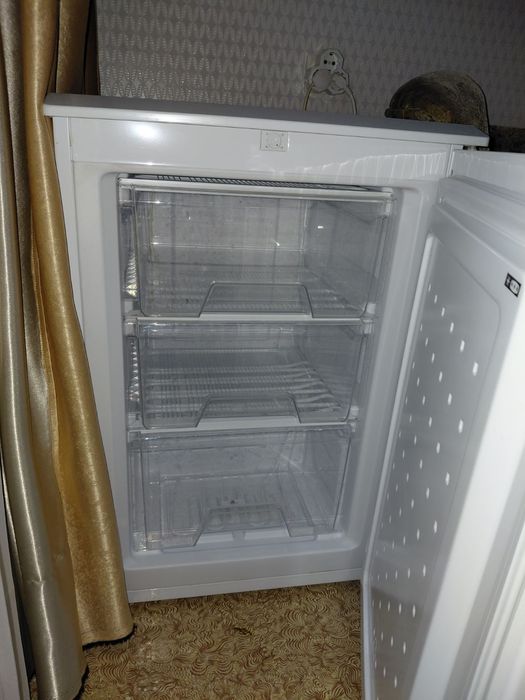 Морозильна камера Arctic АМК 088