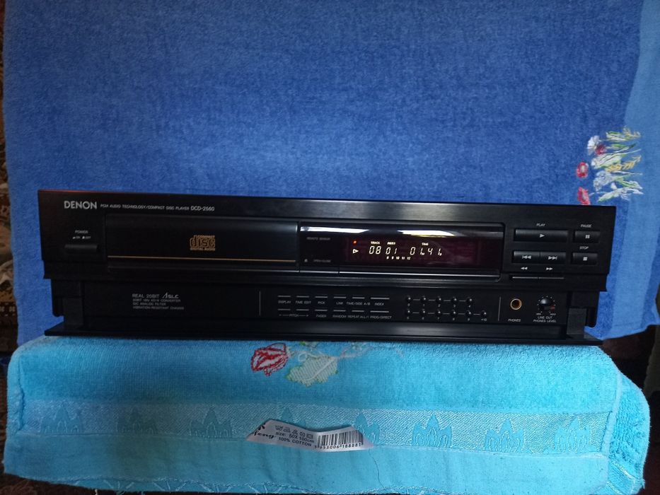 CD  Проигрыватель DENON-DCD-2560