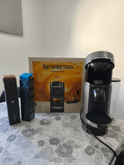 Máquina café Nespresso