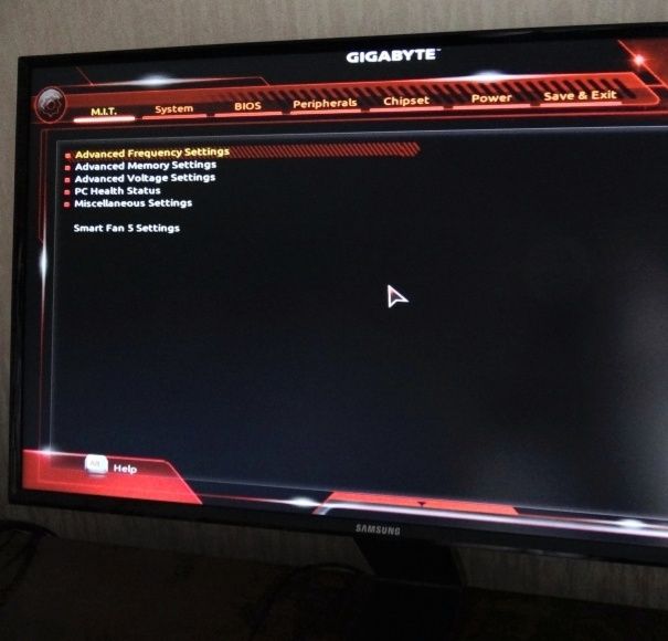 Gigabyte  B450M DS3H V2  цифровим рішенням VRM
