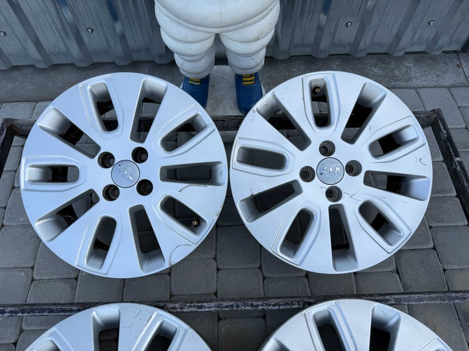 Диски Kia R16 4x100 6J ET43 Rio Hyundai Accent Mazda 2 Toyota Yaris