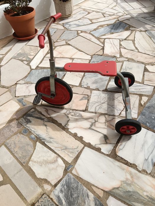 Triciclo em ferro