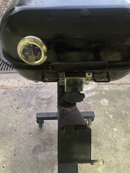 Piecyk-grill  rakietowy.