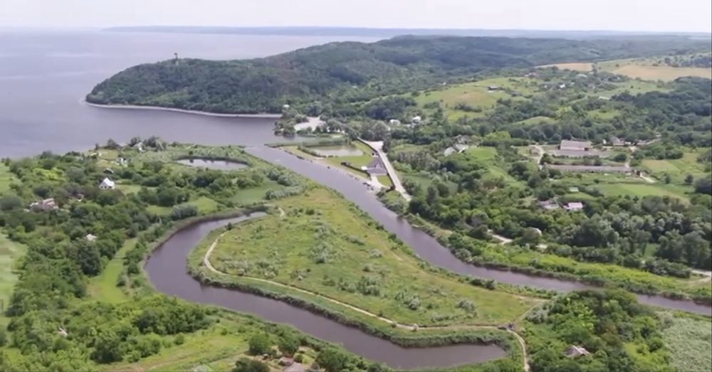 Продаж ділянки 1 + га , р. Дніпро, с. Балико Щучинка, Обухівський район