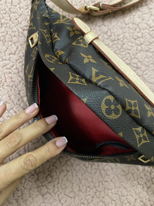 Bolsa LV de cintura ou de peito